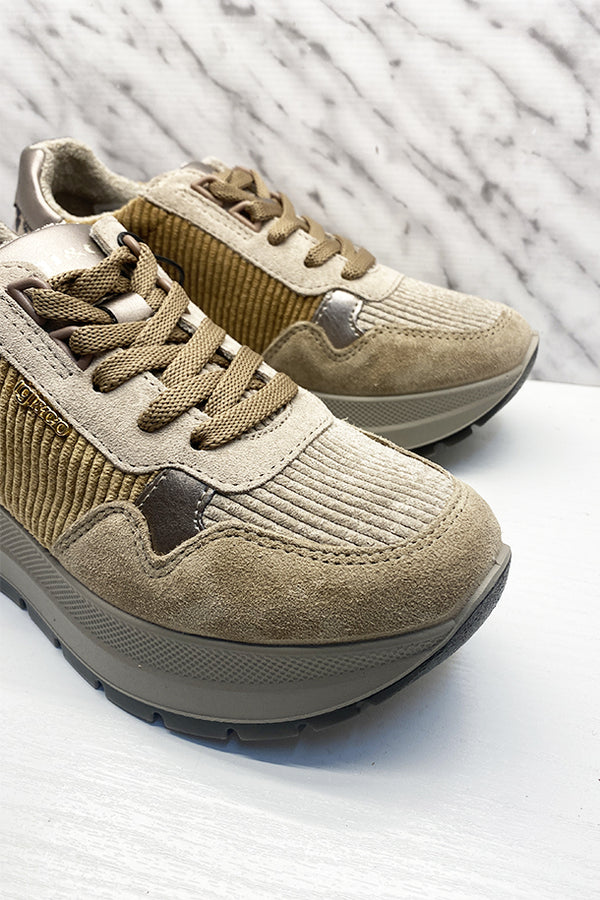 Sneakers-2