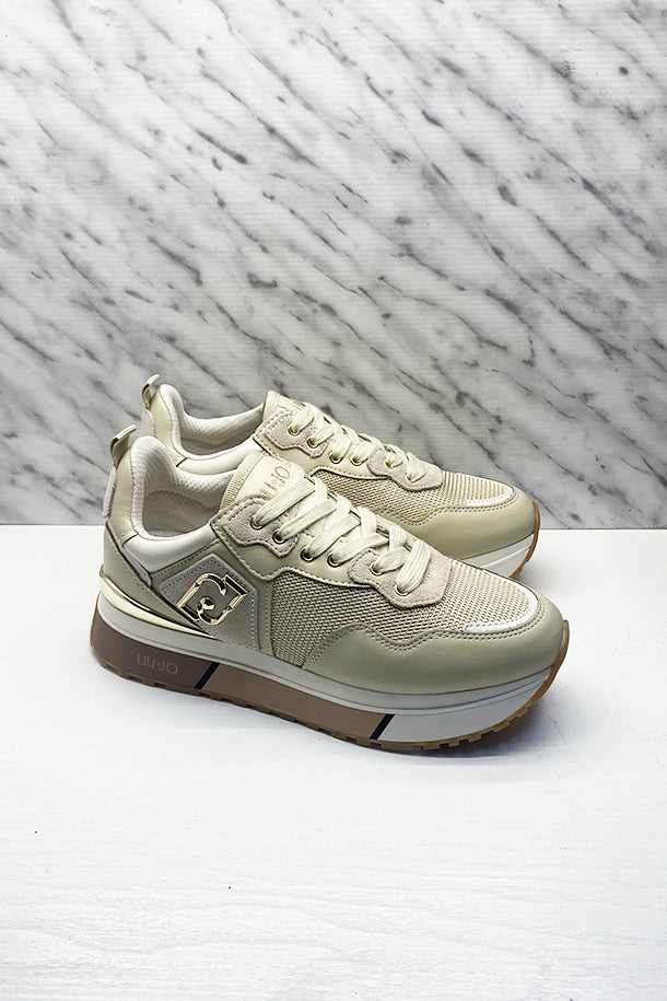 Sneakers-1