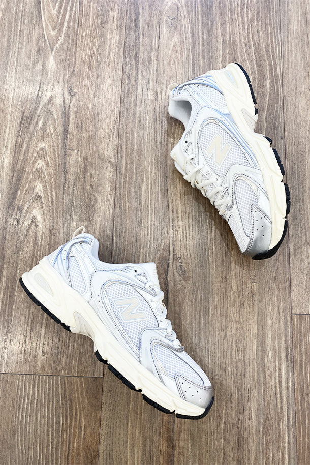 Sneakers-1