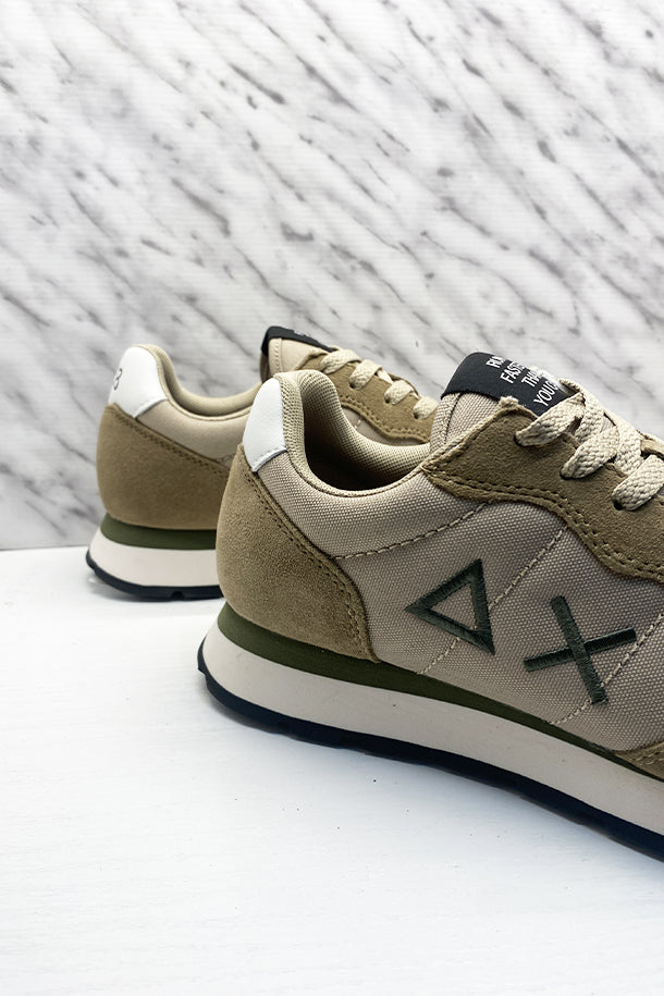 Sneakers-3