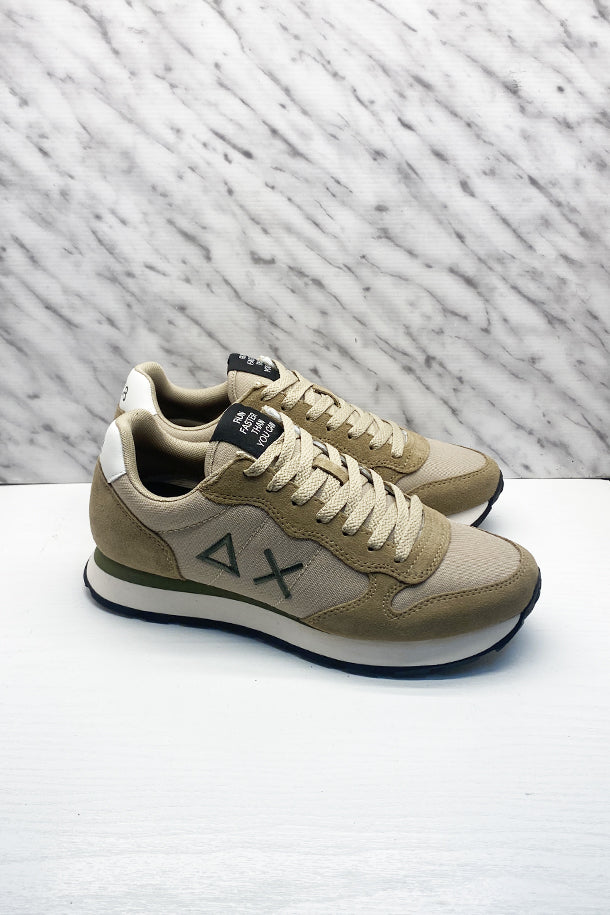 Sneakers-1