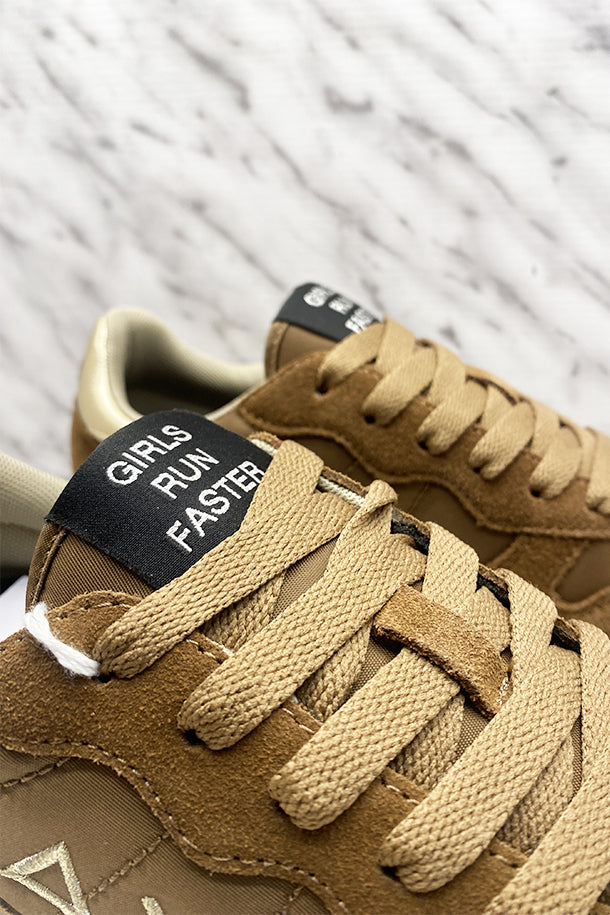 Sneakers-2