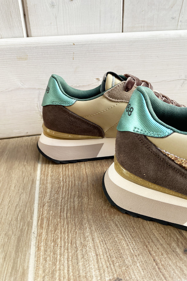 Sneakers-3