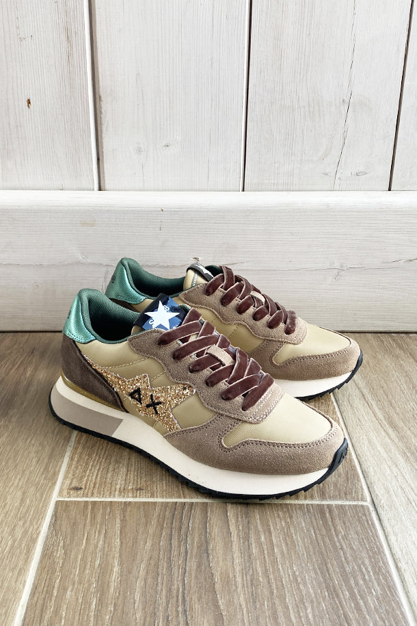 Sneakers-1