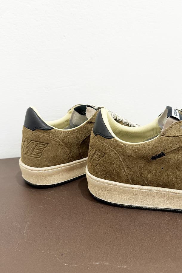 Sneakers-3