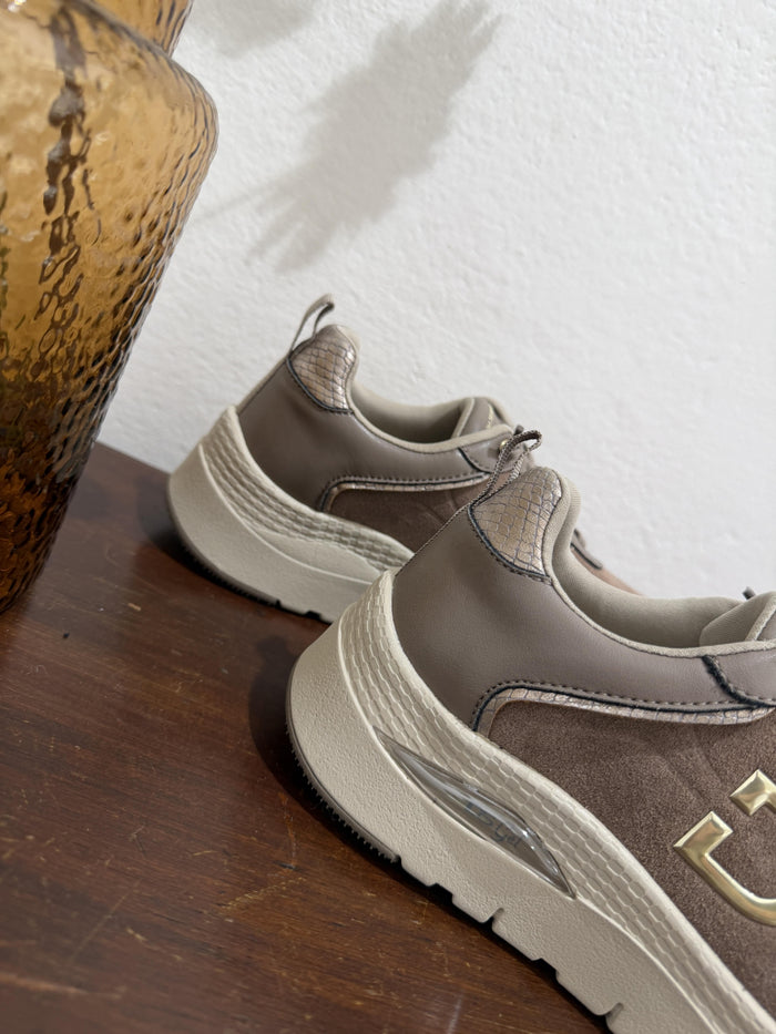Sneakers-3