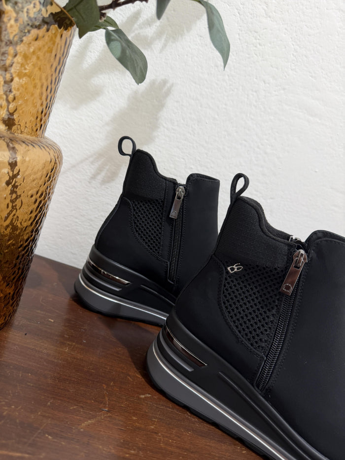 Sneakers-3