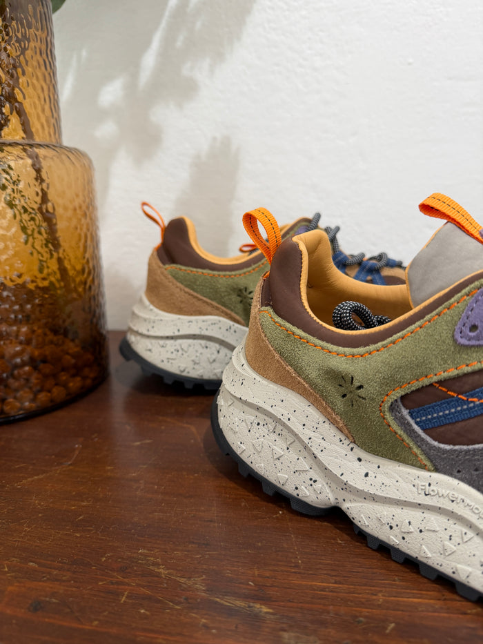 Sneakers-3