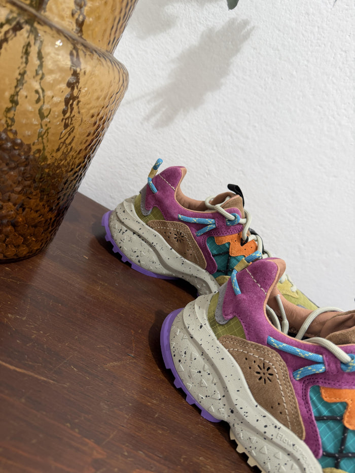 Sneakers-3