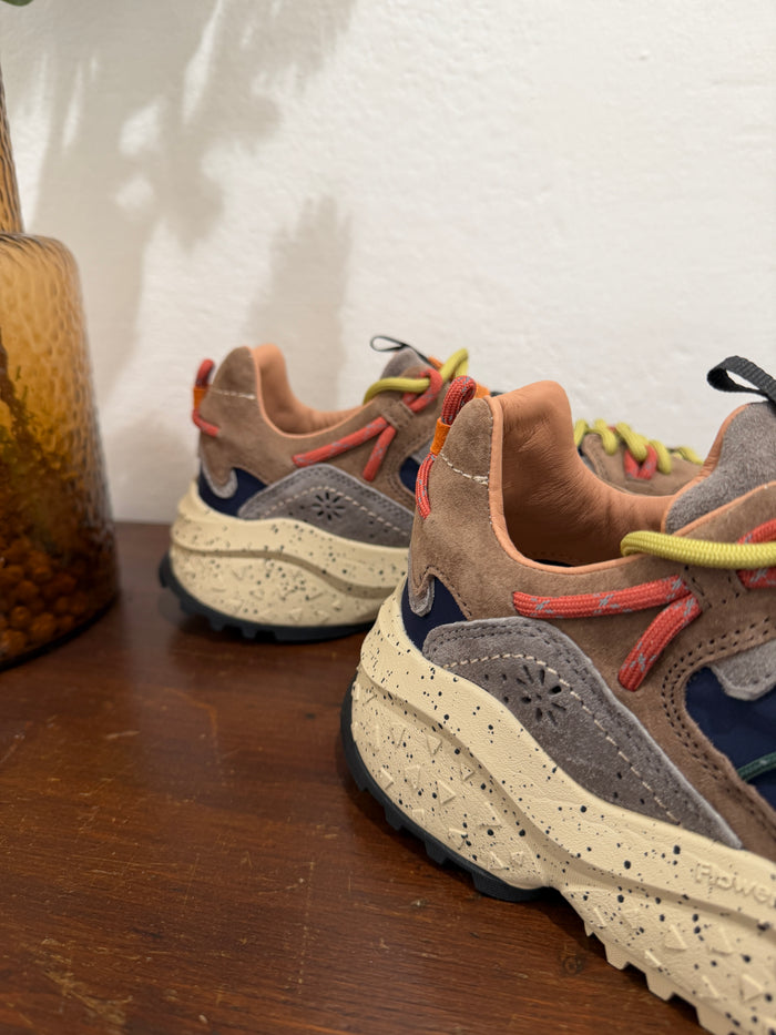Sneakers-3