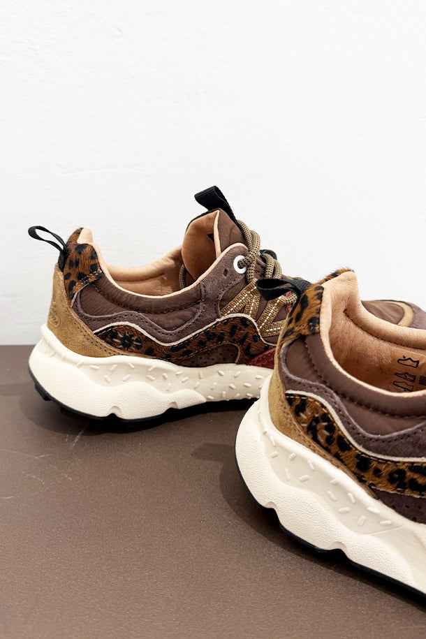 Sneakers-3