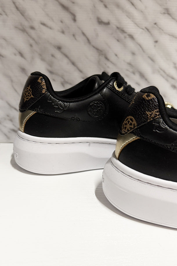 Sneakers-3