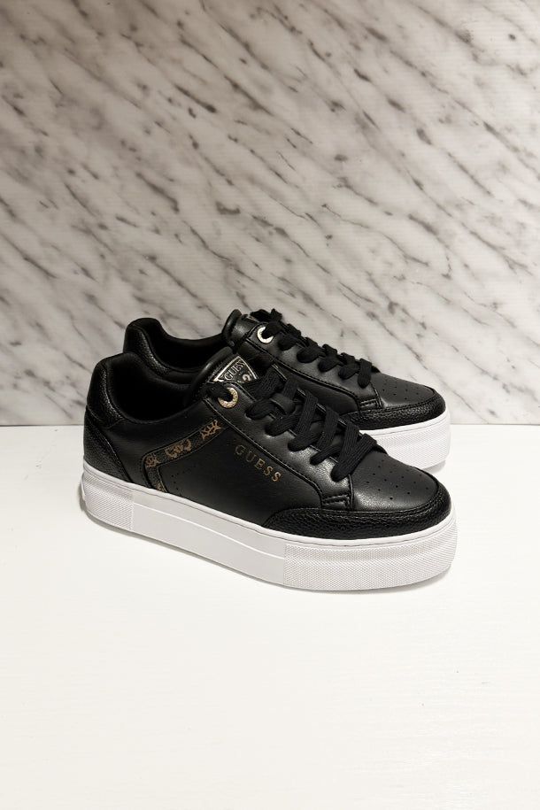 Sneakers-1