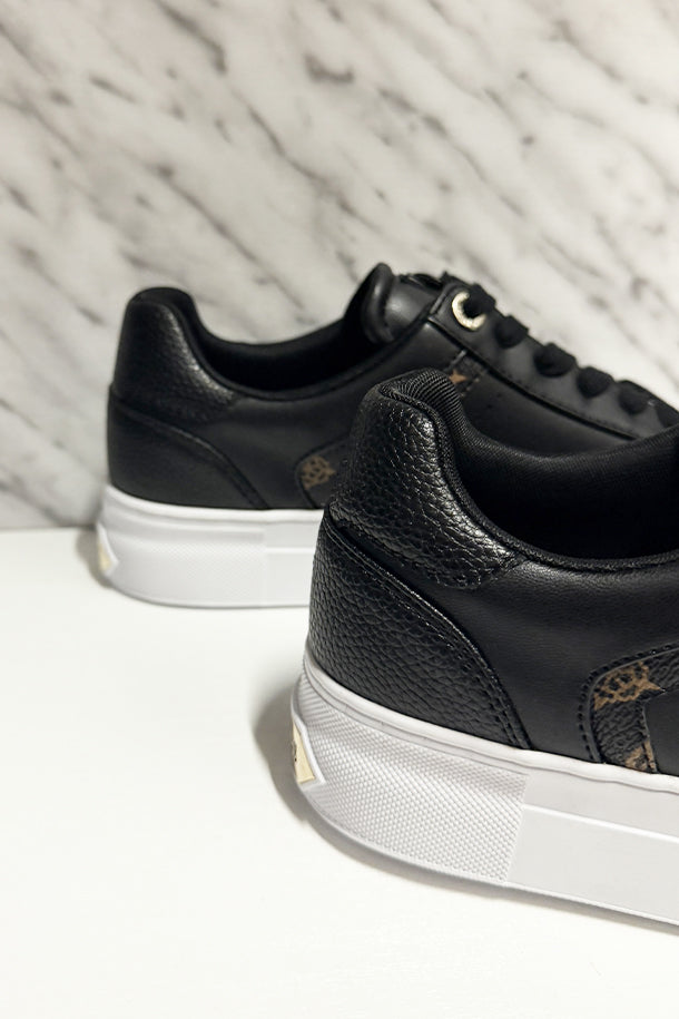 Sneakers-3