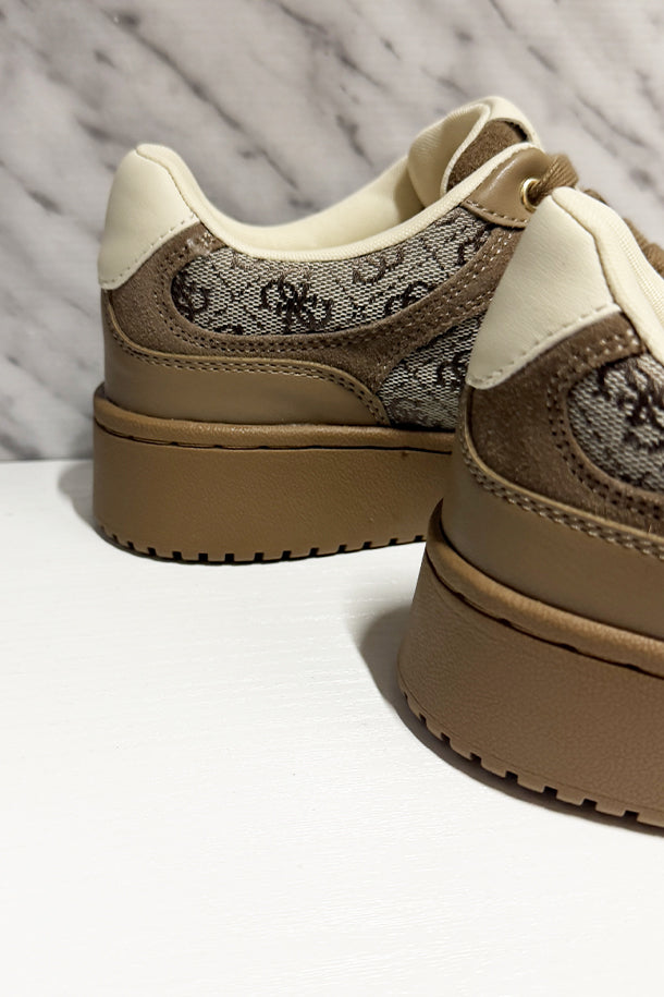 Sneakers-3