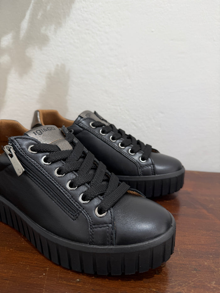 Sneakers-2