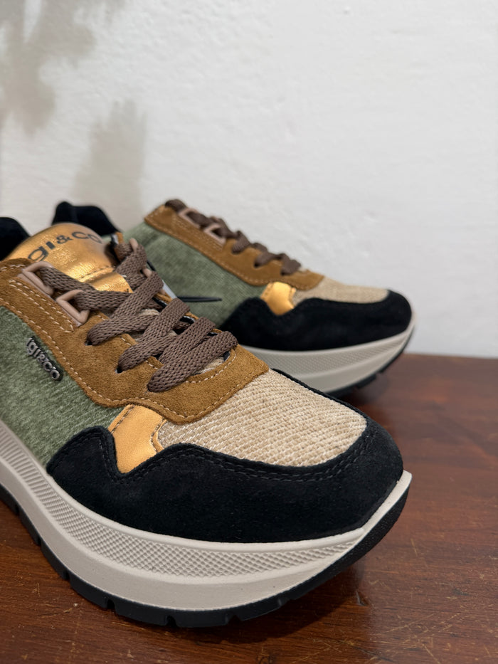 Sneakers-2
