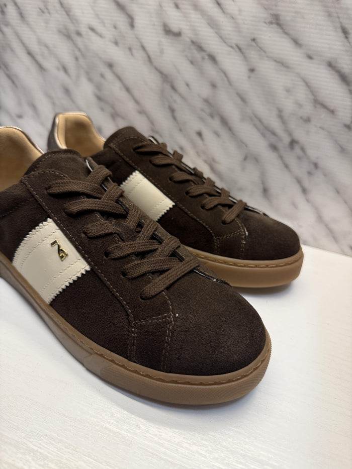 Sneakers-2