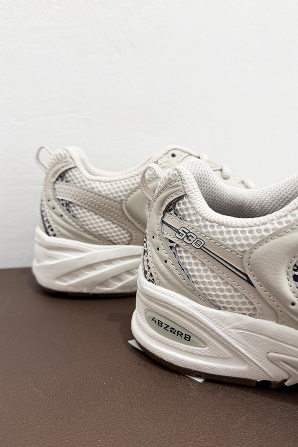 Sneakers-3
