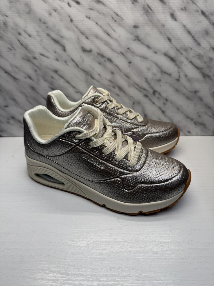 Sneakers-1