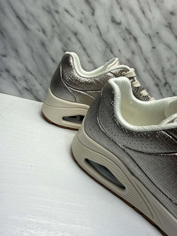 Sneakers-3