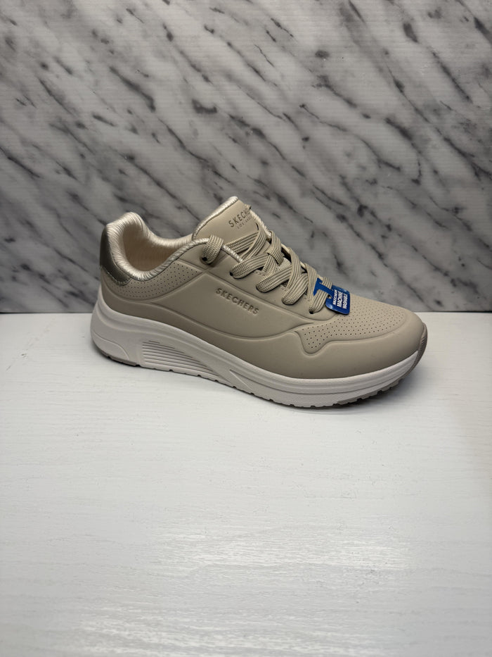 Sneakers-1