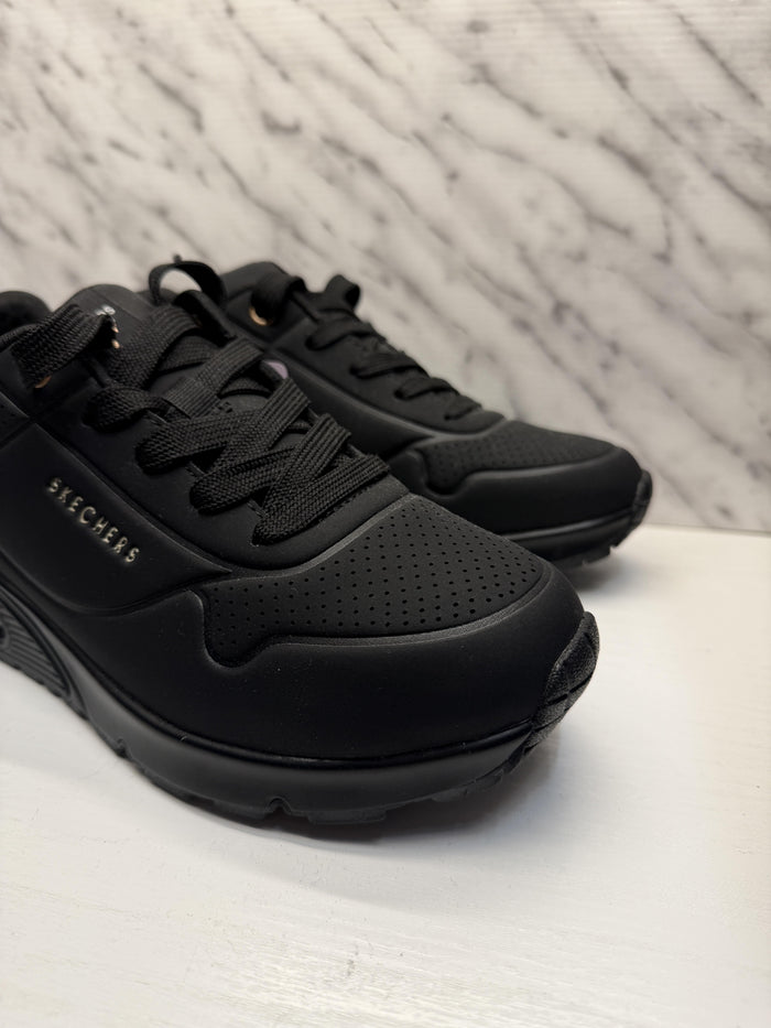 Sneakers-2