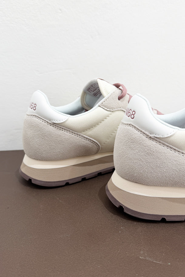 Sneakers-3