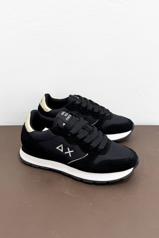 Sneakers-1