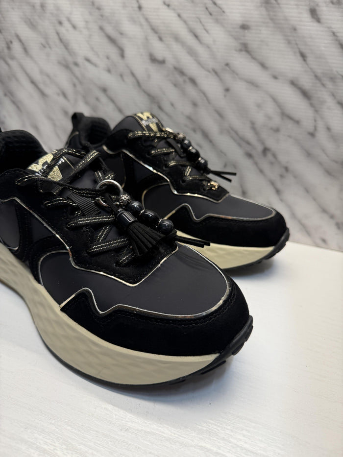Sneakers-2