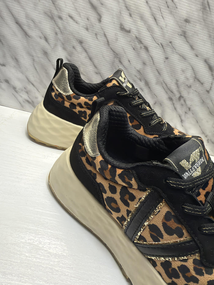 Sneakers-3