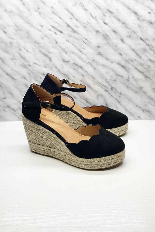 Sandali con zeppa-1