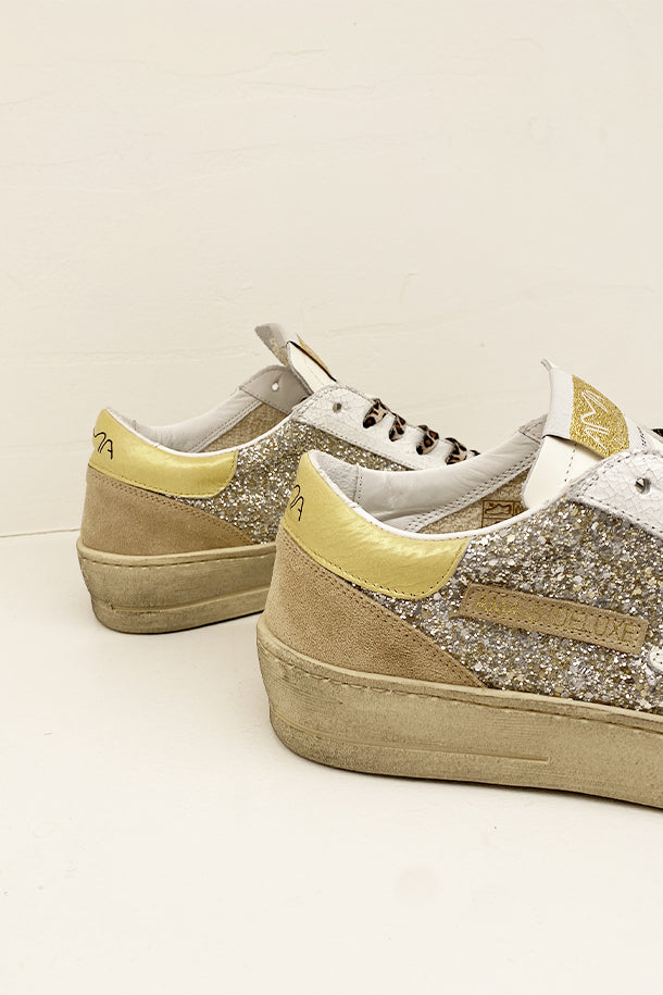 Sneakers-4