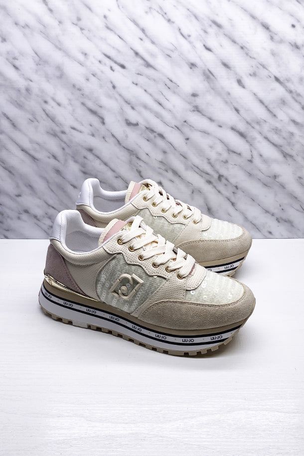 Sneakers-1