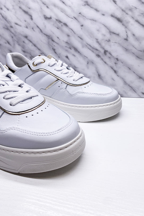 Sneakers-2