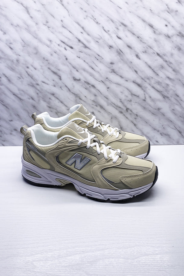 Sneakers-1