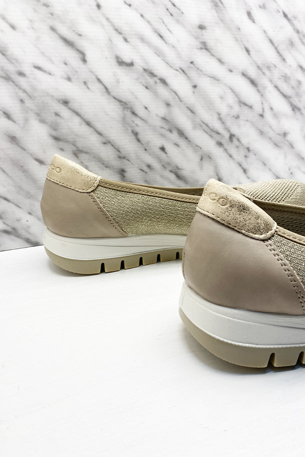 Sneakers-4