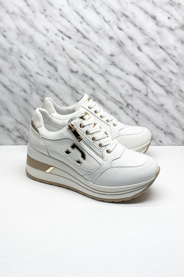 Sneakers-1