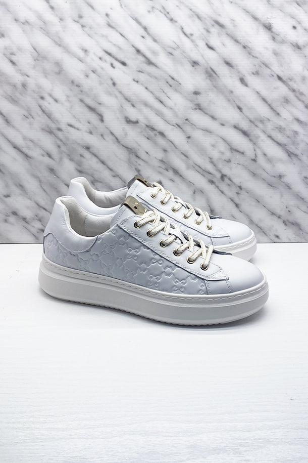 Sneakers-1