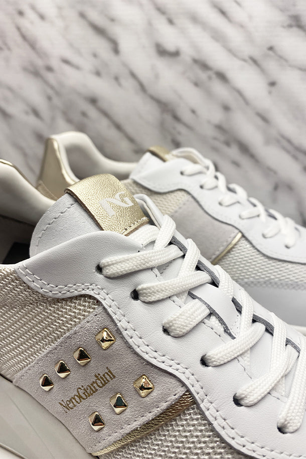 Sneakers-2