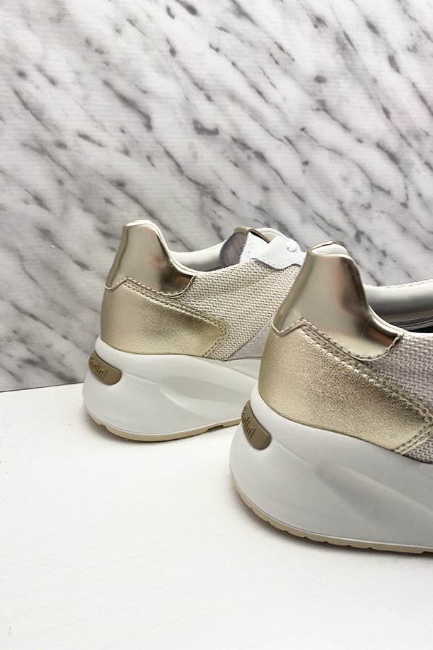 Sneakers-3