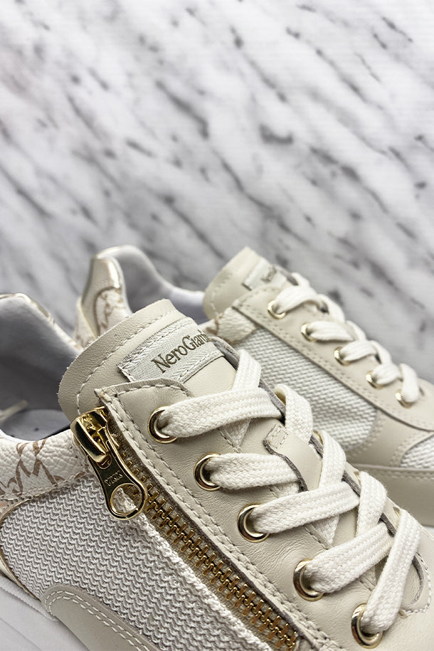 Sneakers-2