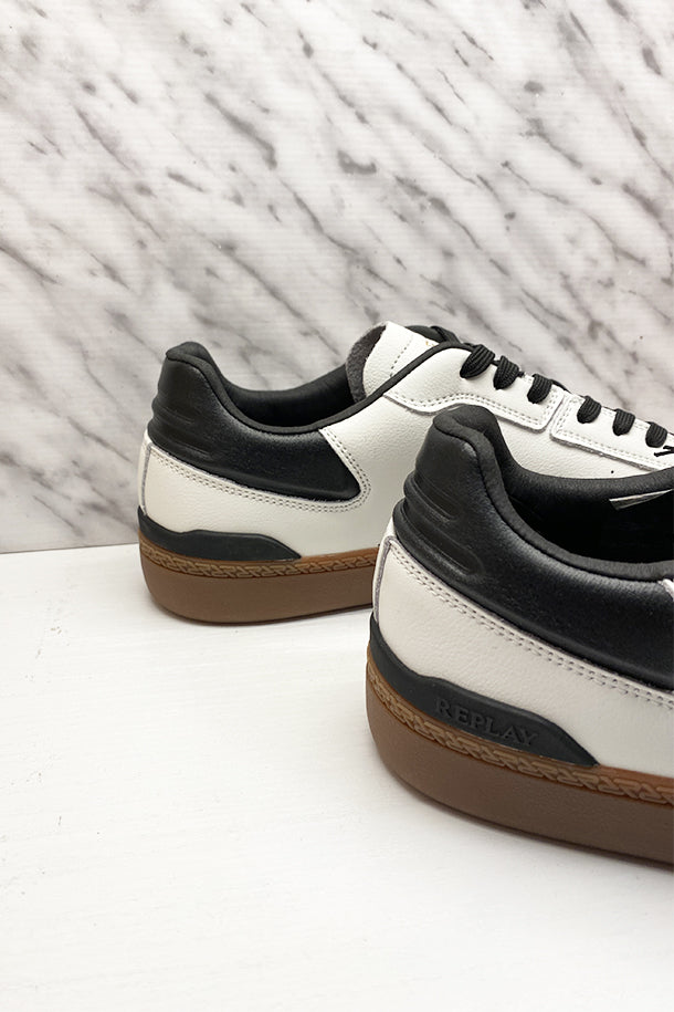 Sneakers-3