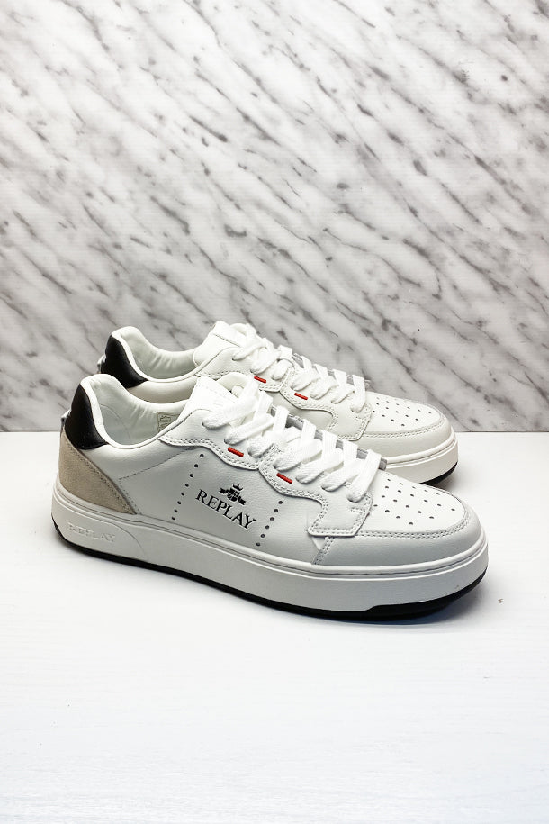 Sneakers-1