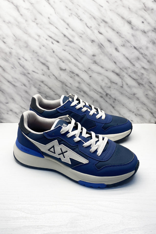 Sneakers-1