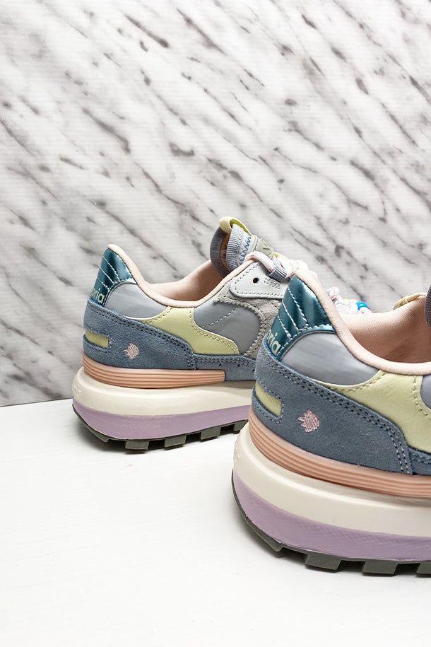 Sneakers-3