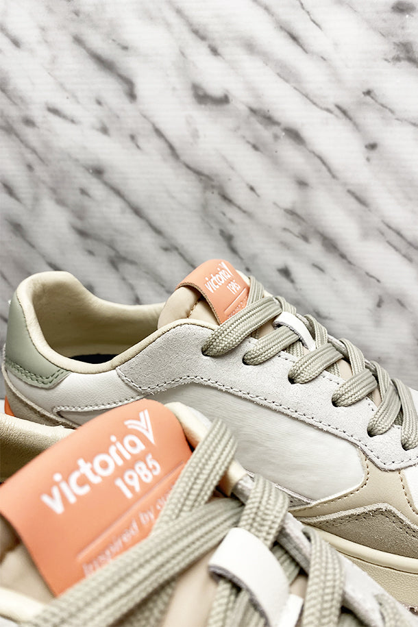 Sneakers-2