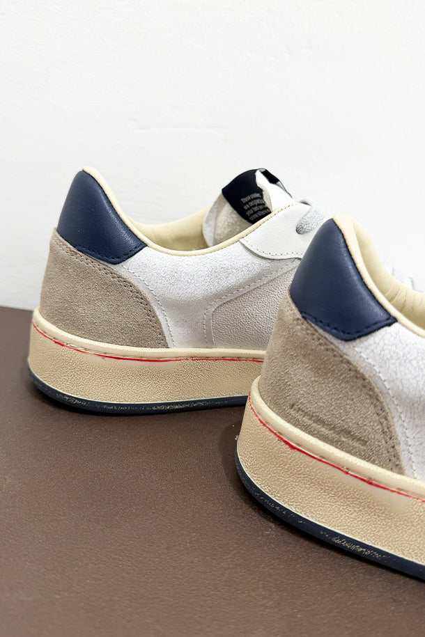 Sneakers-3