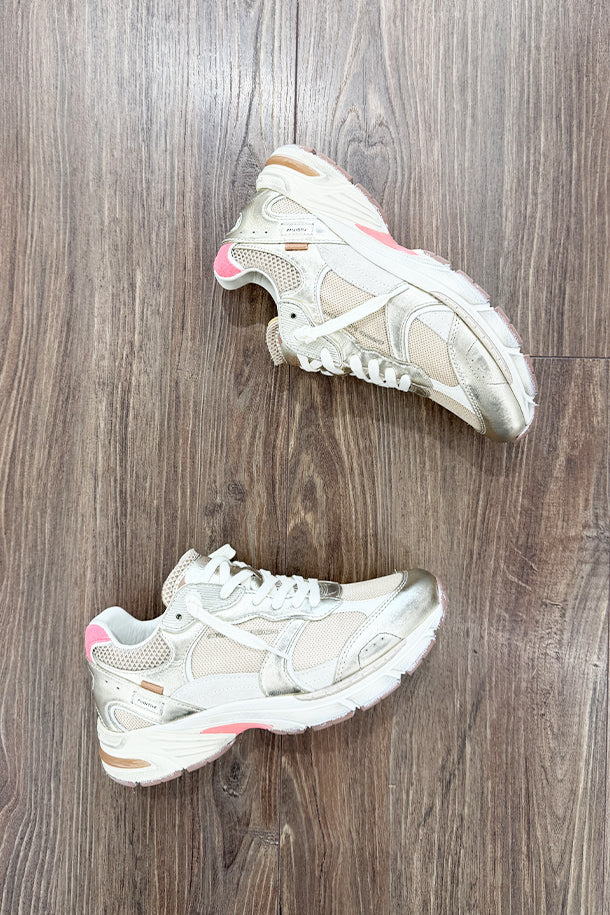 Sneakers-1