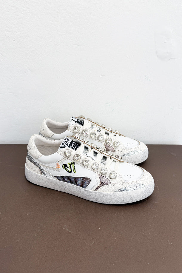 Sneakers-1